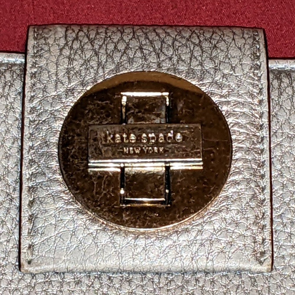 Kate Spade Wallet - Picture 8 of 9
